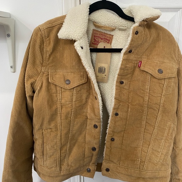 Levis Sherpa Jacket (new with tags!!) - Picture 1 of 3